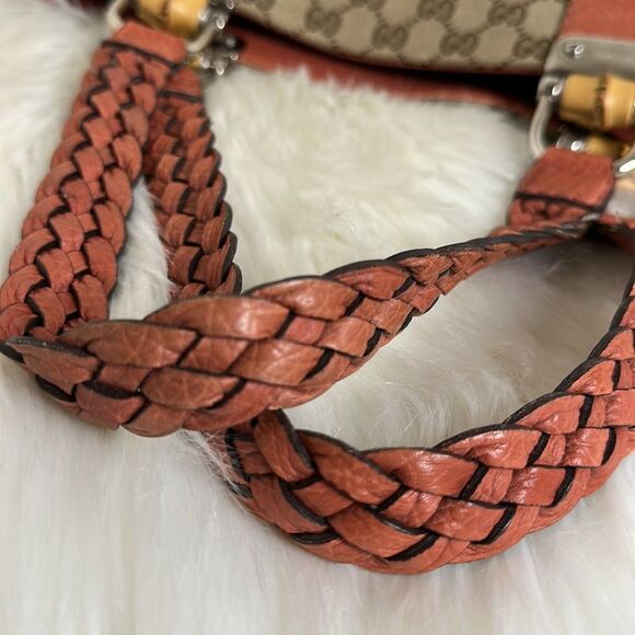 💯Authentic Gucci Tote Handbag with Bamboo 🍀 - Picture 9 of 15